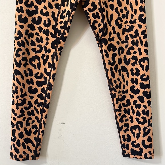 Balance Athletica Ascend Pant King Cheetah Kingdom Collection 2.0 Leggings Sz M - Picture 4 of 9